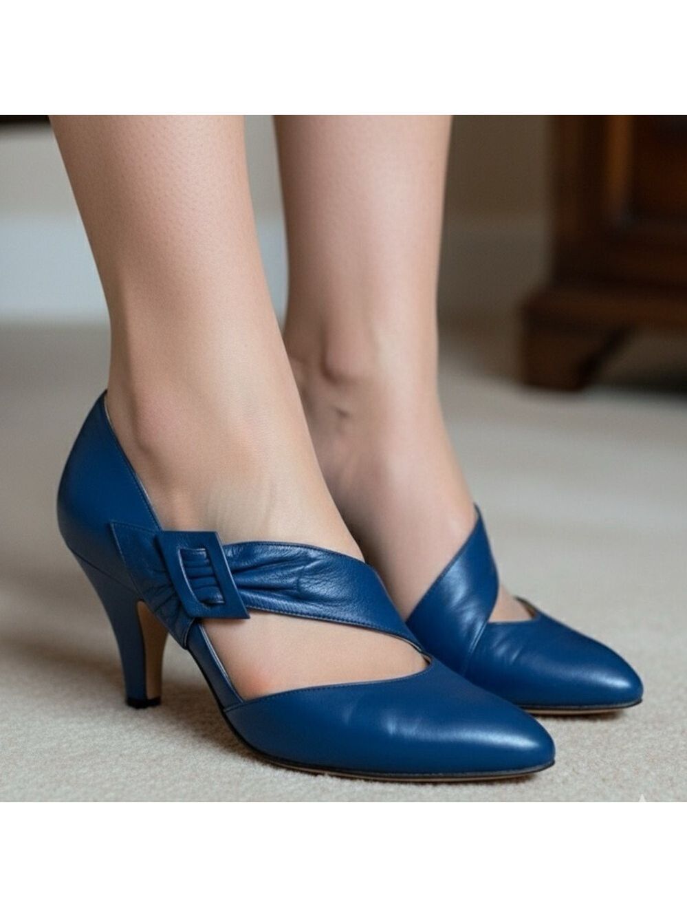 SERGIO ROSSI Genuine Leather Cobalt Blue Dorsay Pumps Side Bow Euro 39 US Sz 8.5